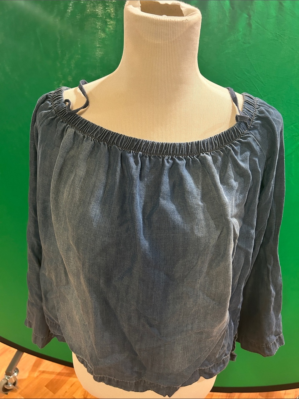 Bella Dahl Denim Blue Off-the-Shoulder Peasant Top